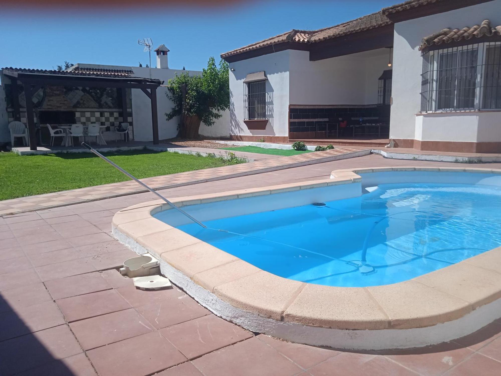 Agradable Chalet Con Piscina Para Escapadas. 奇克拉纳－德拉弗龙特拉 外观 照片