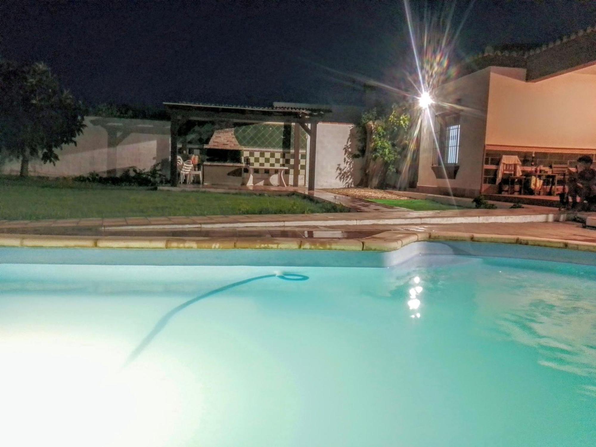 Agradable Chalet Con Piscina Para Escapadas. 奇克拉纳－德拉弗龙特拉 外观 照片